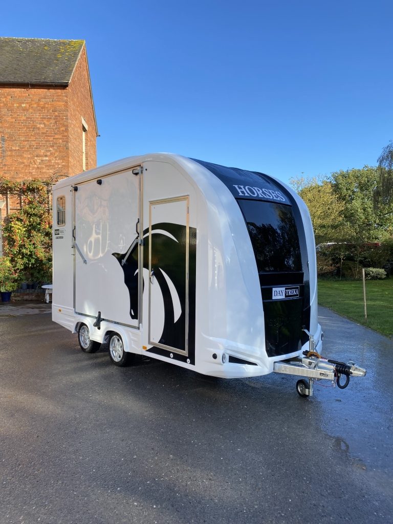Equi-Trek Day Treka Elite front three quarter view horse trailer UK